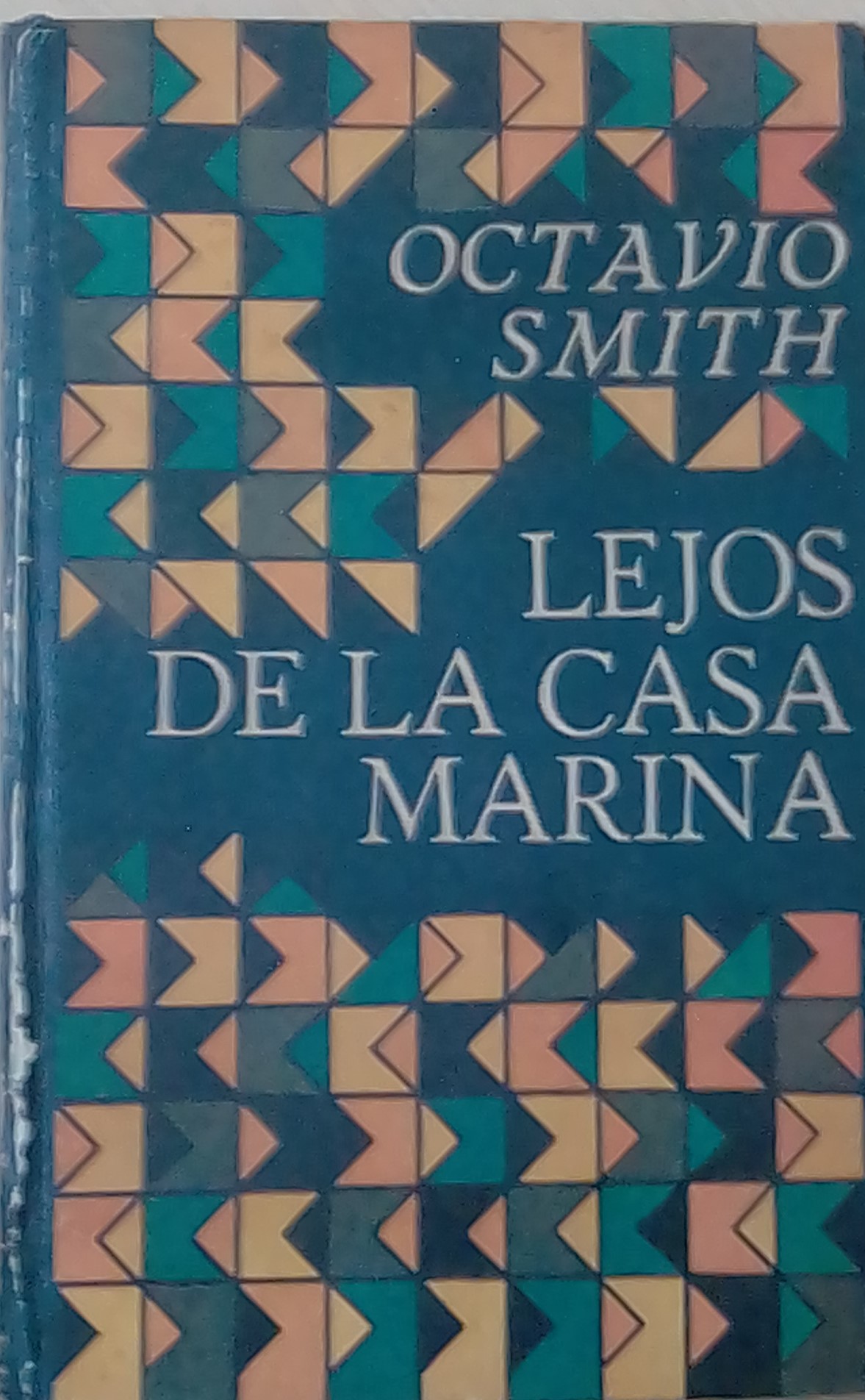 Lejos de la casa marina